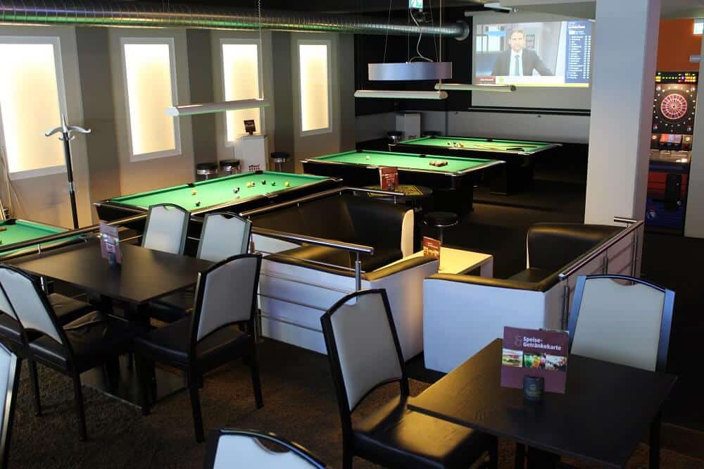 City Bowling Reutlingen Billard Gastro Bereich