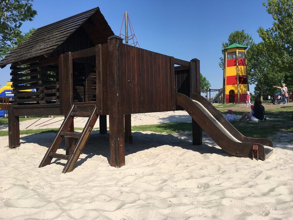 Der Abenteuerspielplatz Greetsiel ist für Kinder ein absoluter Traum zum Austoben